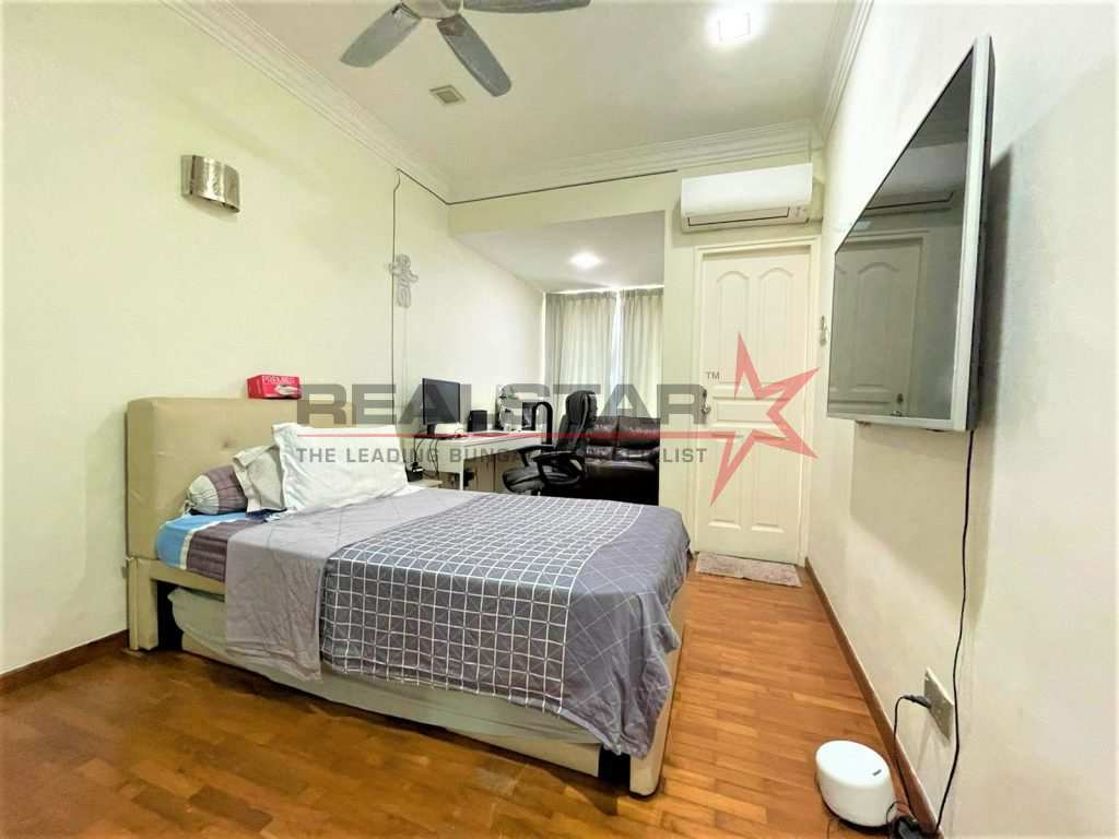 🌟Realstar Exclusive!🌟Telok Kurau Good sized Semi Detached with garden and wide frontage